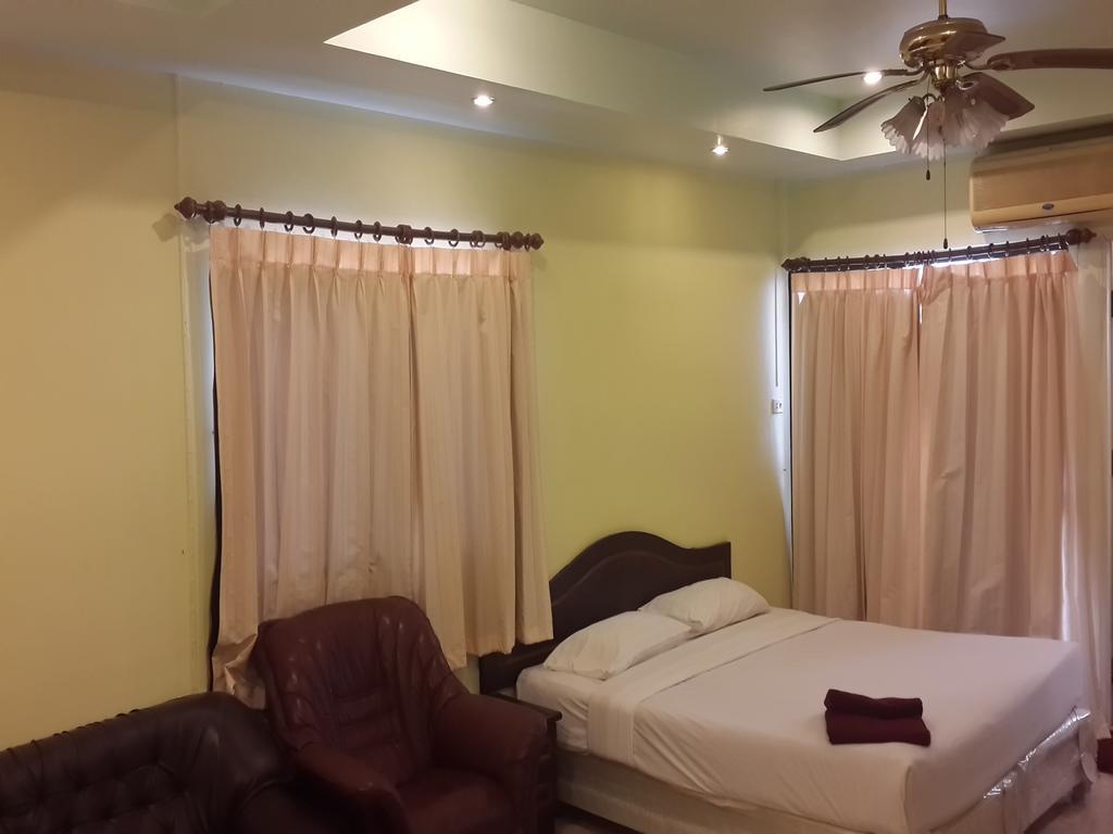 Parinya'S Apartment Pattaya Δωμάτιο φωτογραφία