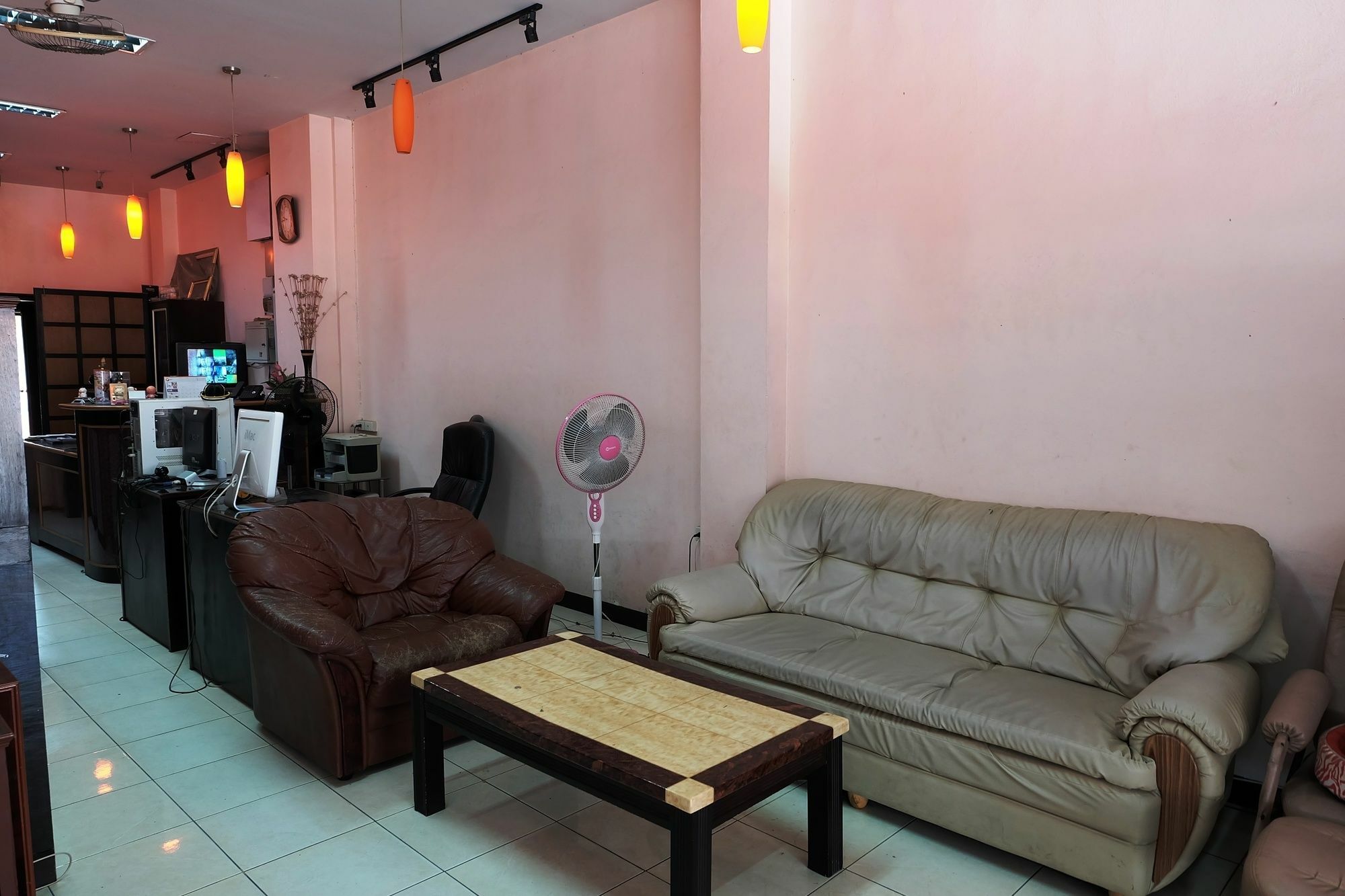 Parinya'S Apartment Pattaya Εξωτερικό φωτογραφία